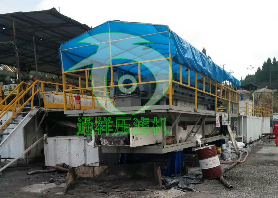 石油壓濾機使用現場